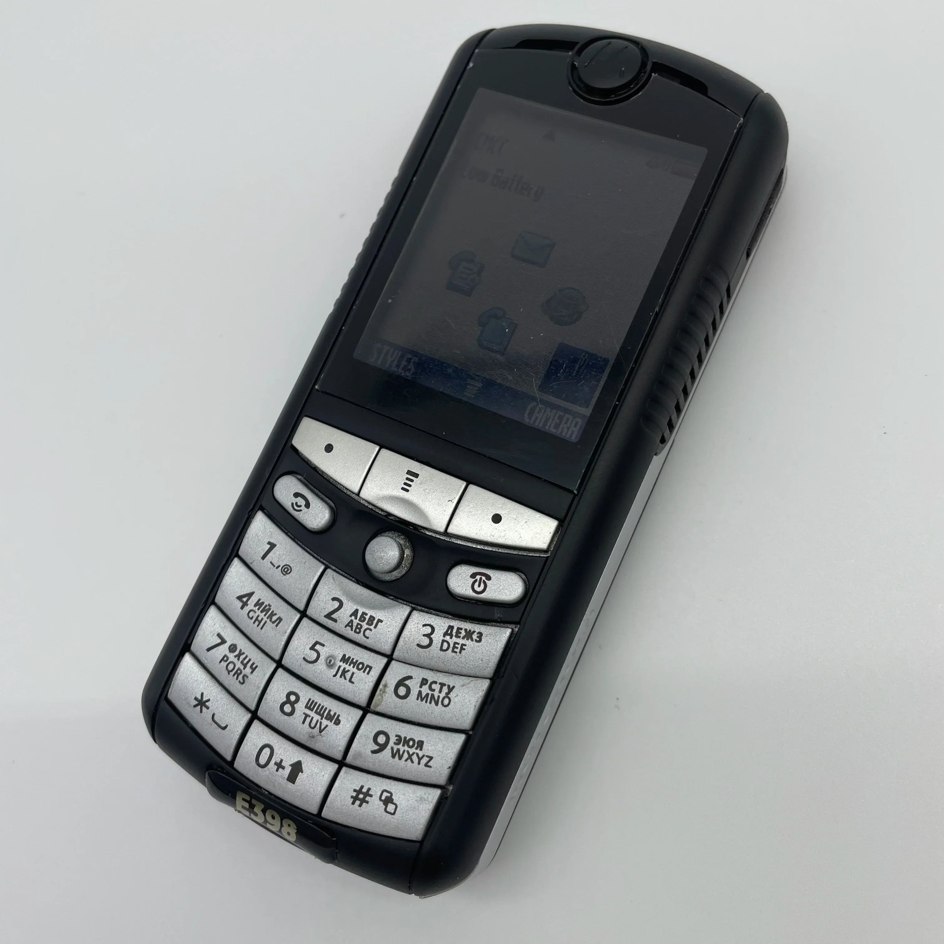 Motorola E398