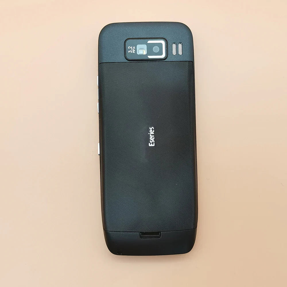 Nokia E52